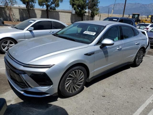 kmhl34jj4sa115213 - 2025 undefined Sonata Hybrid 2025